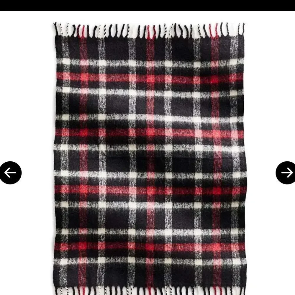 Vera Bradley ‘Ribbons Plaid’ Cozy Life Fleece Throw - NEW